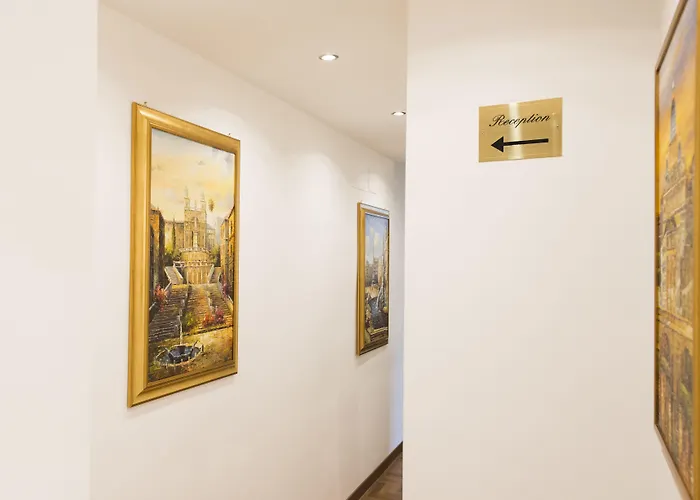 Domus Trevi Oda ve Kahvaltı 4*