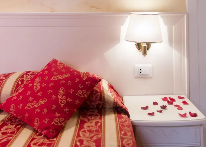 Domus Trevi Oda ve Kahvaltı 4*