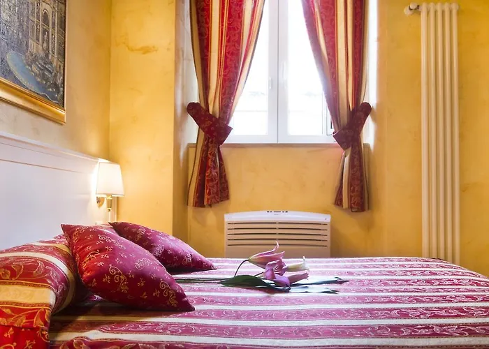 Oda ve Kahvaltı Domus Trevi 4*