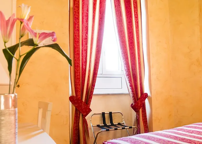 Oda ve Kahvaltı Domus Trevi