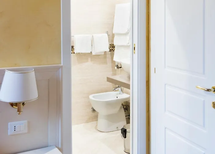 Domus Trevi 4*