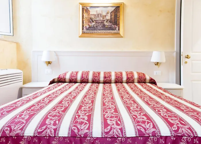Oda ve Kahvaltı Domus Trevi 4*